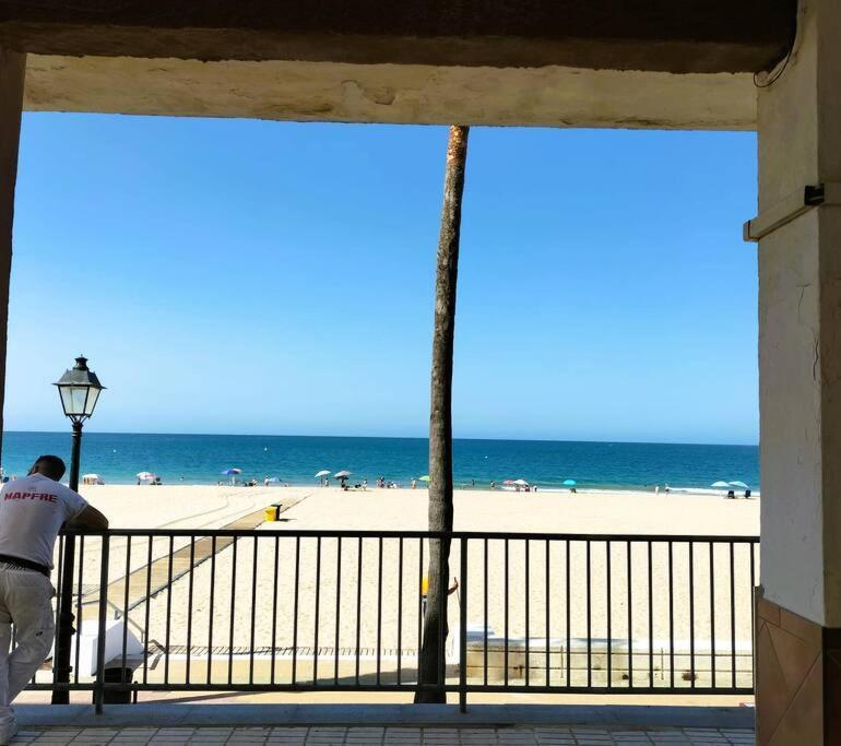شقة Muy Cerca De La Playa. Primera Linea. روتا المظهر الخارجي الصورة